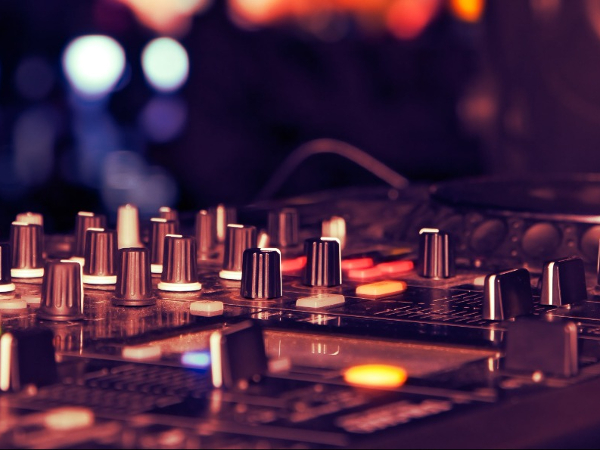 AUDIO VISUAL